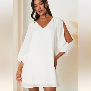 Lulu's White Shifting Dears Long Split-Sleeved V-Neck Mini Dress SZ L EUC $50